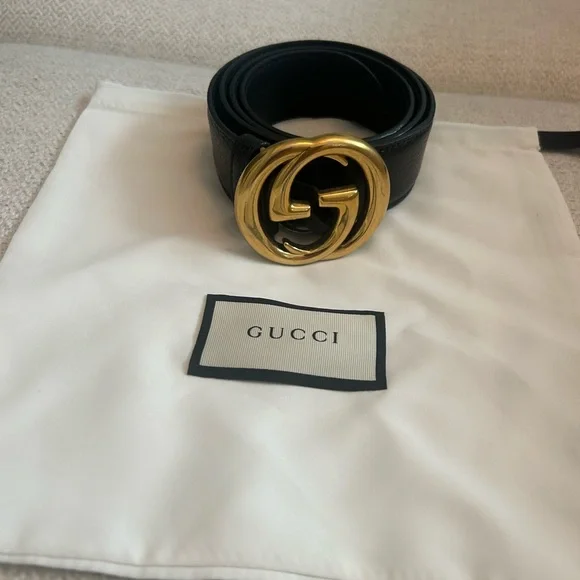 Gucci | Accessories | Gucci Black And Gold Leather Belt With  display picture 2